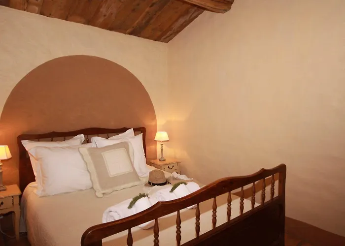 イン U Sirenu サルテーヌ