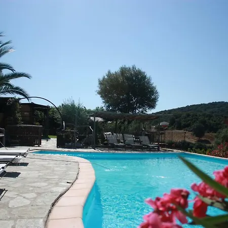 Mini-hôtel U Sirenu 3*